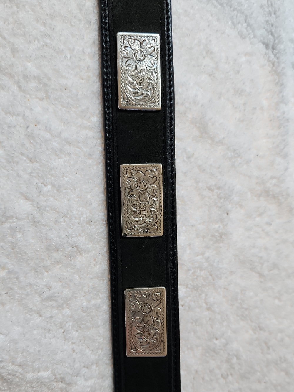 Olga Santini Women's Black Leather Belt Silver Floral Buckle Size M Preowned - Picture 4 of 9